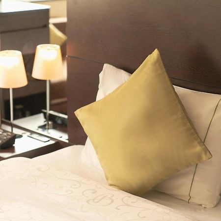Hotel Brighton City Osaka Kitahama Bagian luar foto